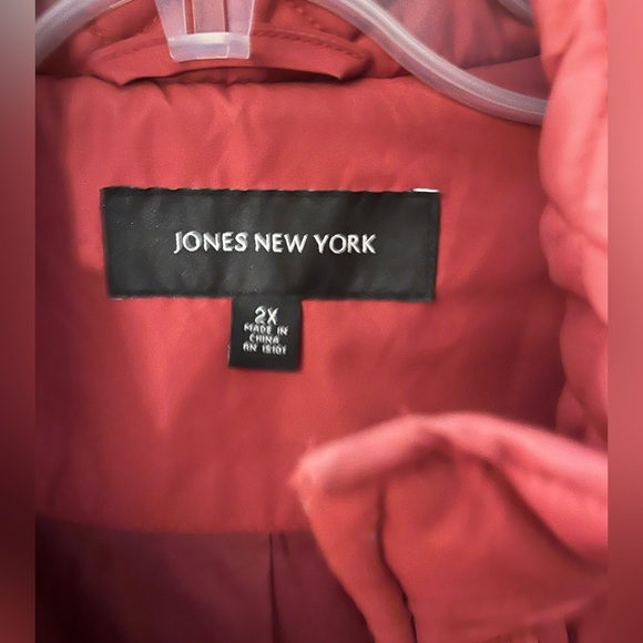 Jones New York Quilted Coat in Brick Red, size 2X - Picture 2 of 3